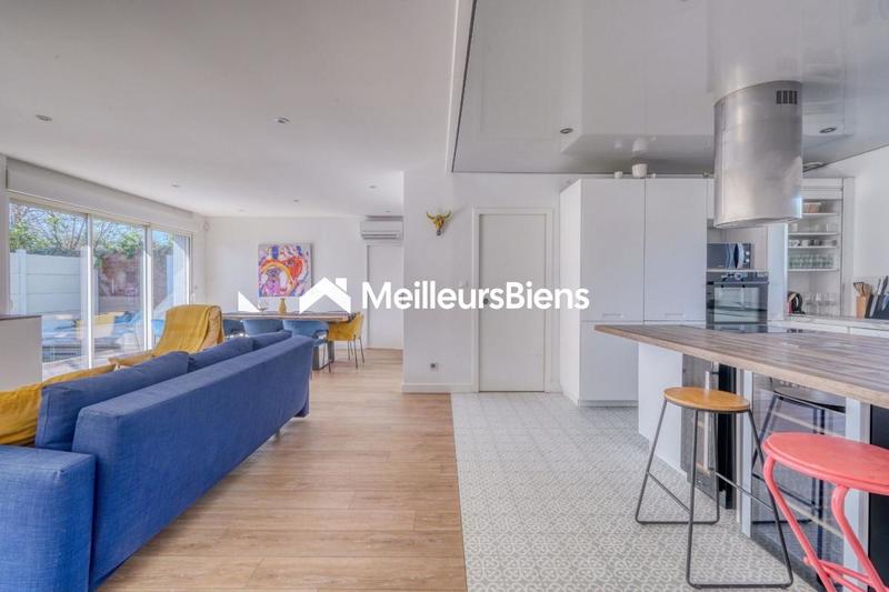 Maison - 140 m² - 6 pièces