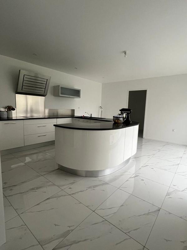 Maison - 132 m² - 4 pièces