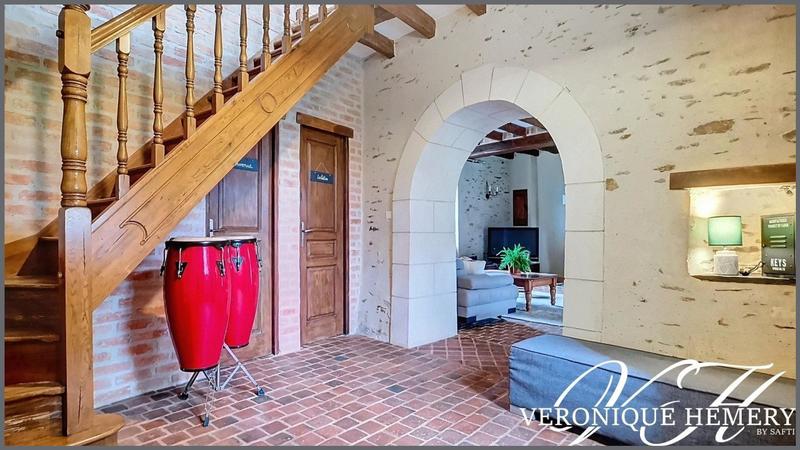 Maison - 200 m² - 10 pièces