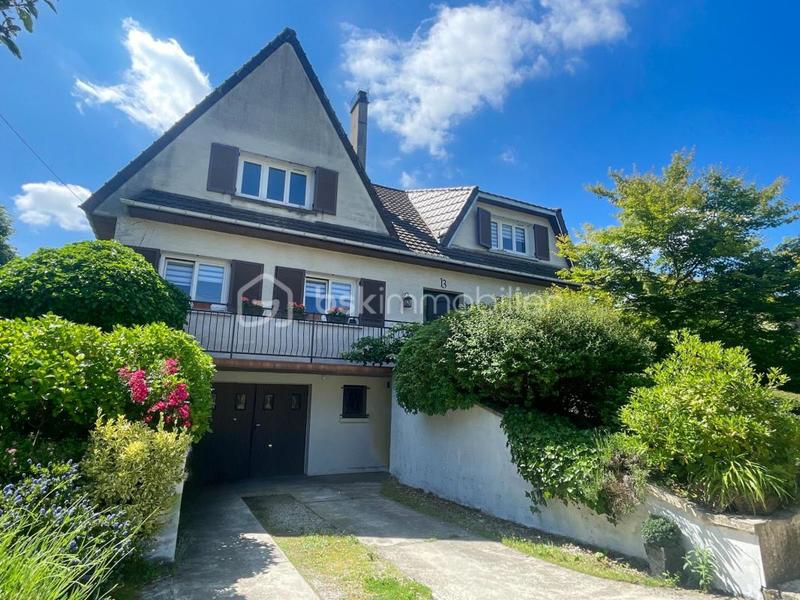 Maison - 187 m² - 7 pièces