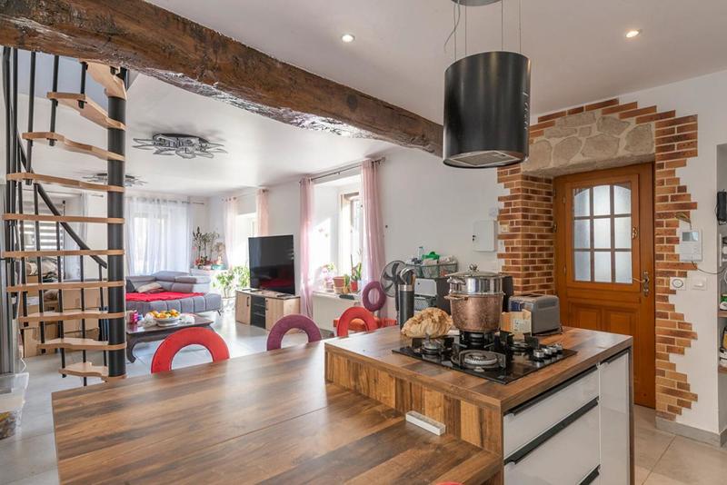 Maison - 155 m² - 6 pièces