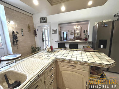 Maison ancienne - 315 m² - 8 pièces