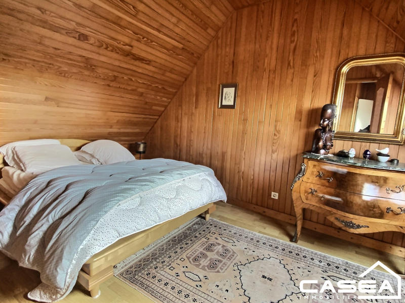 Maison ancienne - 191 m² - 8 pièces