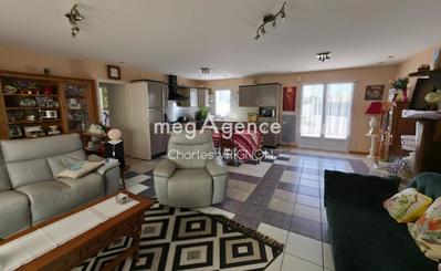 Maison traditionnelle - 101 m² - 4 pièces