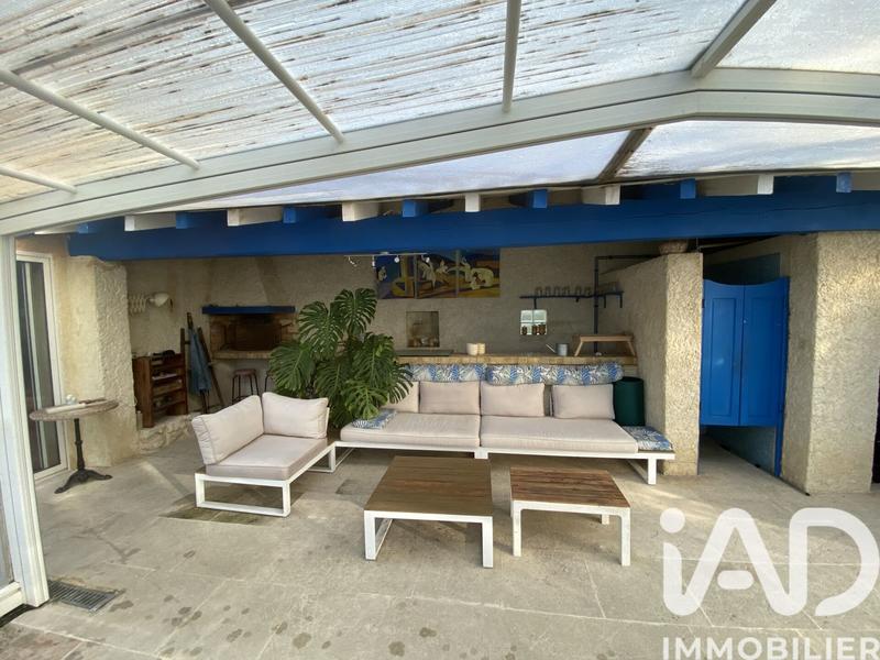 Maison - 212 m² - 9 pièces