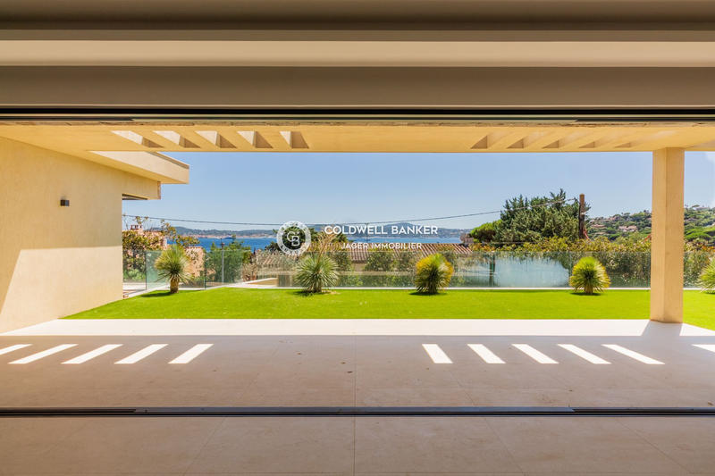 Villa - 260 m² - 6 pièces