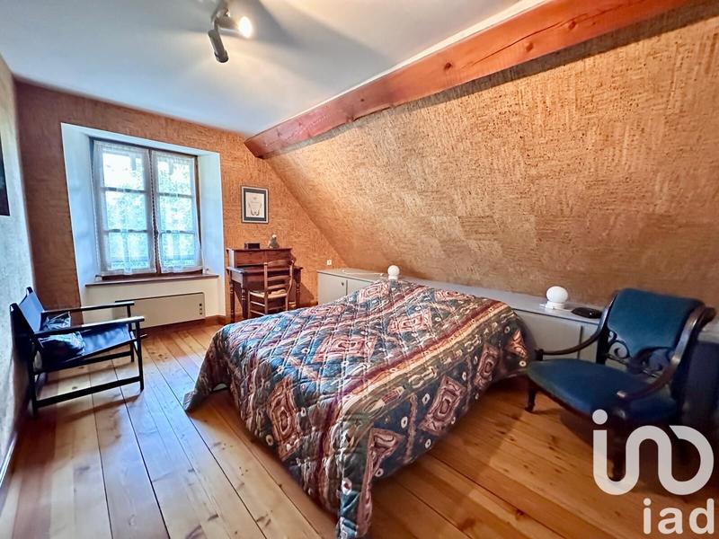 Maison - 372 m² - 14 pièces