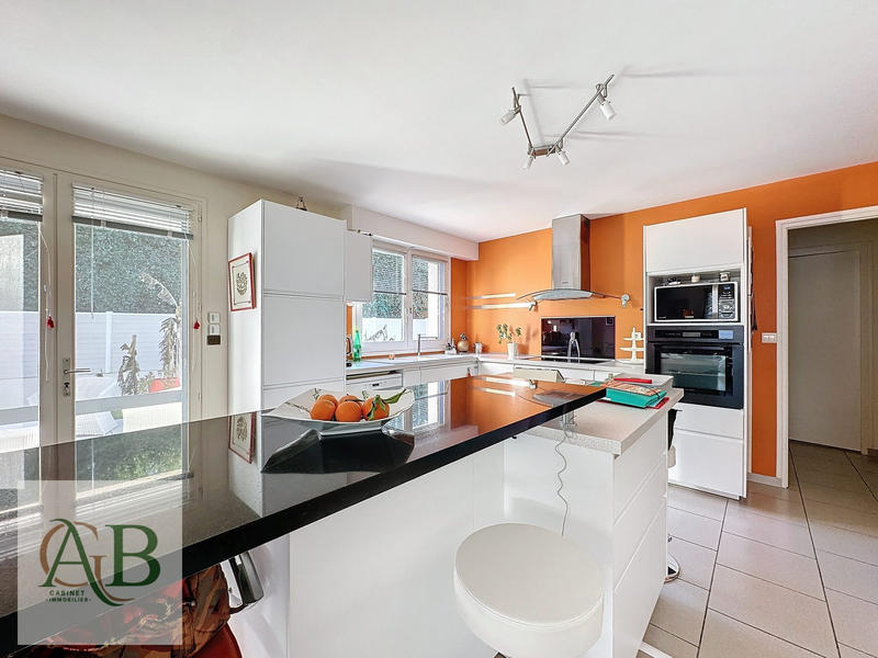 Maison - 159 m² - 5 pièces