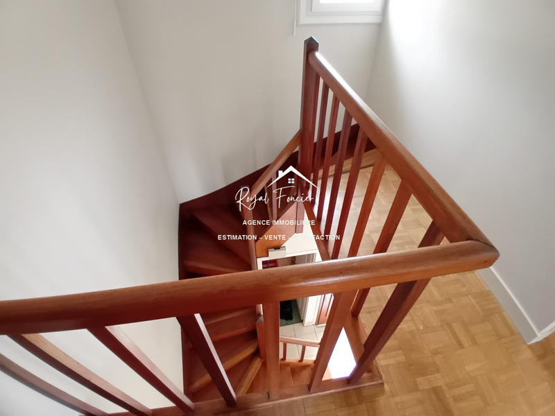 Maison - 82 m² - 5 pièces