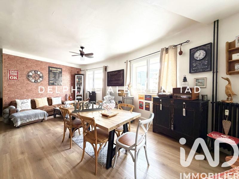 Appartement - 82 m² - 3 pièces