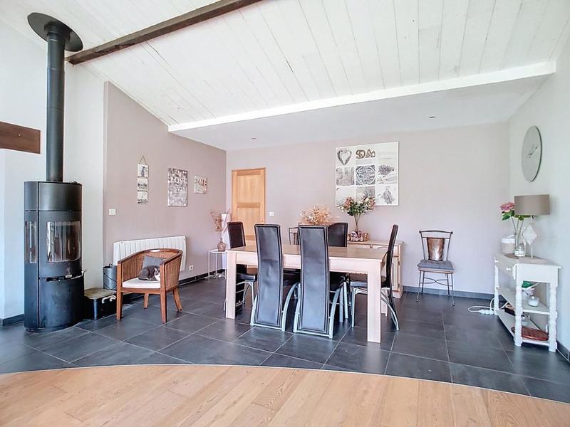 Maison - 192 m² - 6 pièces