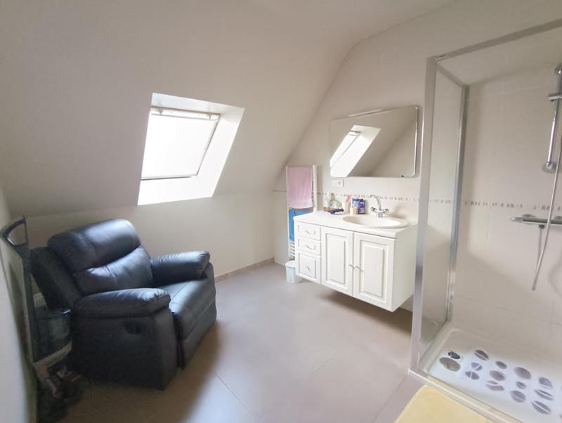 Maison - 145 m² - 7 pièces