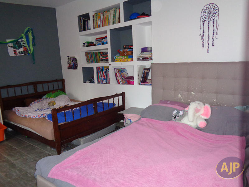 Maison - 156 m² - 8 pièces