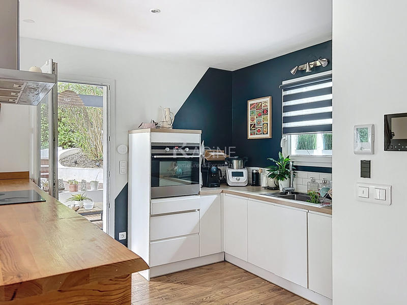 Maison - 190 m² - 5 pièces