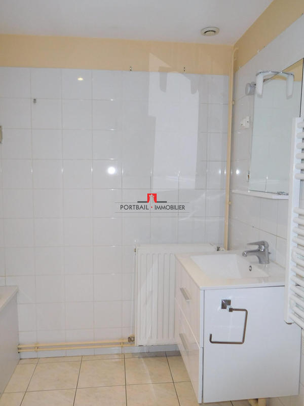 Maison - 98 m² - 4 pièces