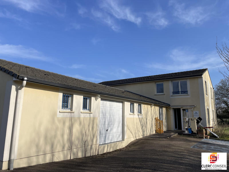 Local d'activités - 380 m²