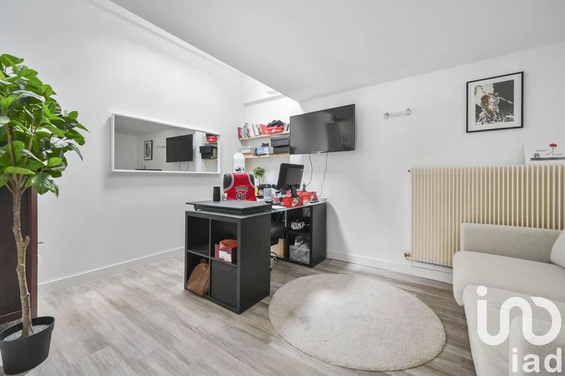 Maison - 230 m² - 9 pièces