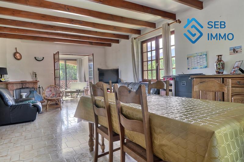 Maison - 170 m² - 7 pièces