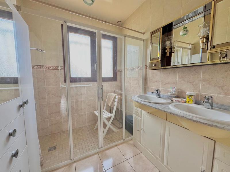 Maison - 158 m² - 7 pièces