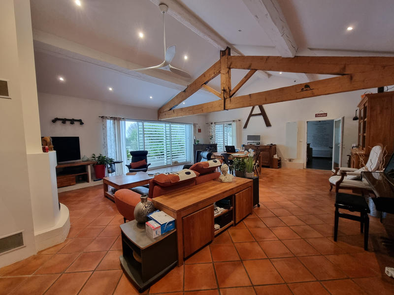 Maison - 147 m² - 4 pièces