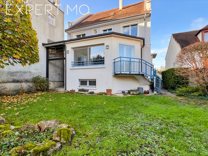 Maison - 170 m² - 7 pièces