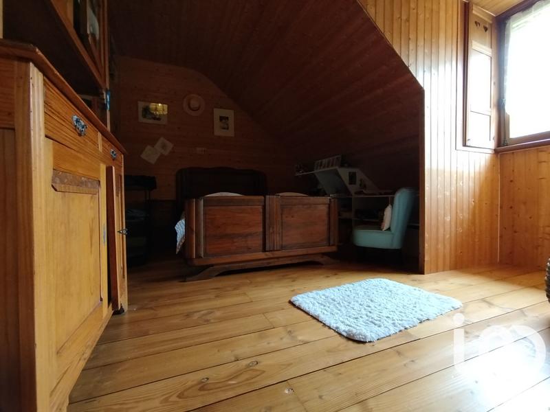 Maison - 351 m² - 12 pièces