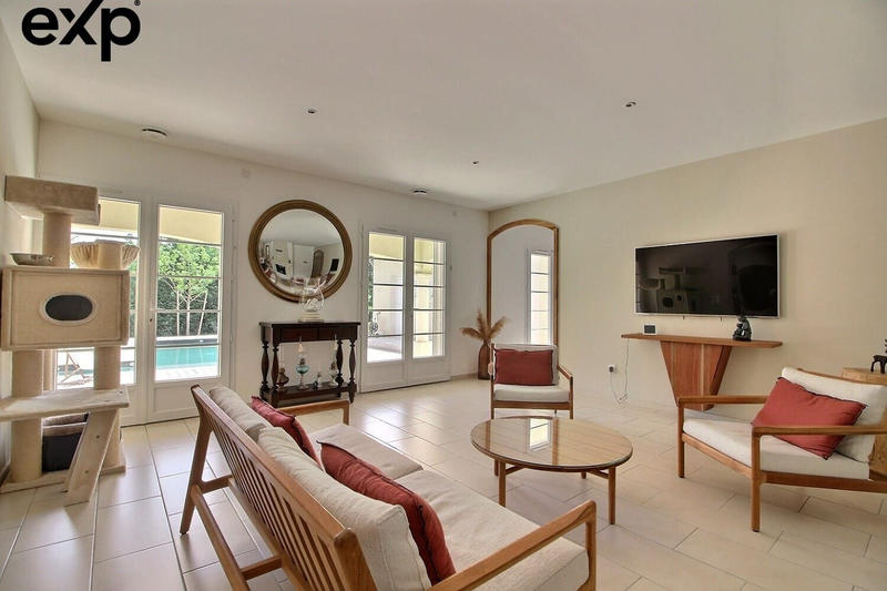 Villa - 198 m² - 7 pièces