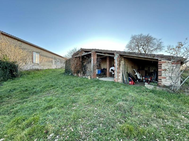 Corps de ferme - 420 m² - 6 pièces