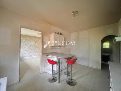 Maison - 96 m² - 4 pièces