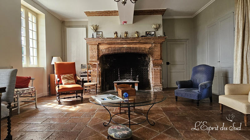 Bastide - 301 m² - 9 pièces