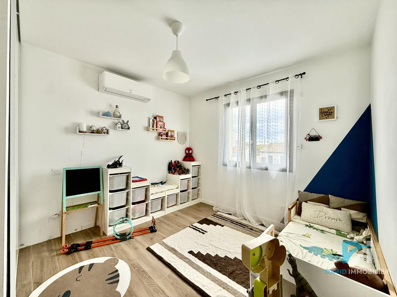 Villa - 95 m² - 4 pièces