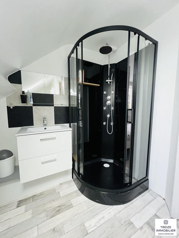 Maison - 165 m² - 7 pièces