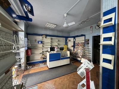 Local commercial - 35 m² - 3 pièces