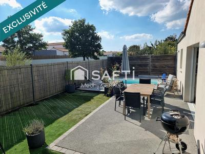 Villa - 80 m² - 4 pièces