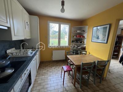Maison - 115 m² - 8 pièces