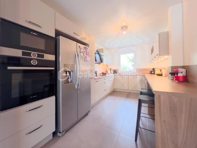 Pavillon - 150 m² - 6 pièces