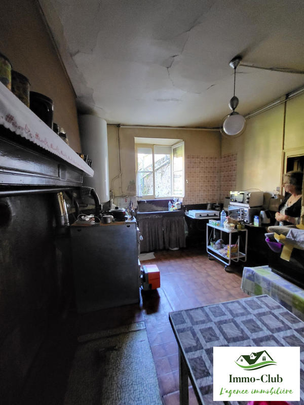 Maison ancienne - 190 m² - 9 pièces