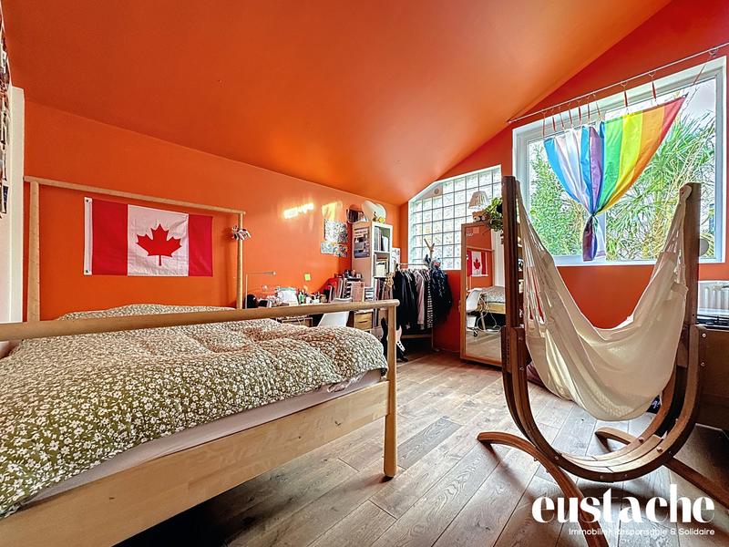 Appartement - 166 m² - 6 pièces