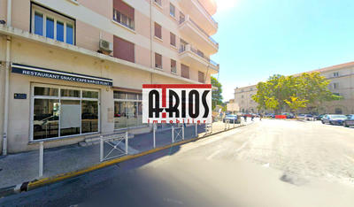 Local commercial - 32 m² - 4 pièces