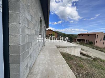 Villa - 105 m² - 5 pièces