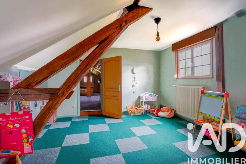 Maison - 213 m² - 7 pièces