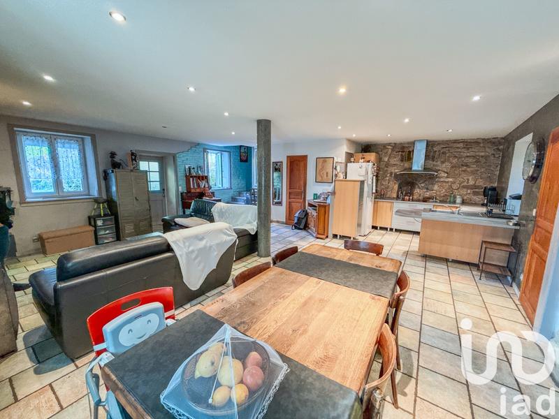 Maison - 195 m² - 8 pièces