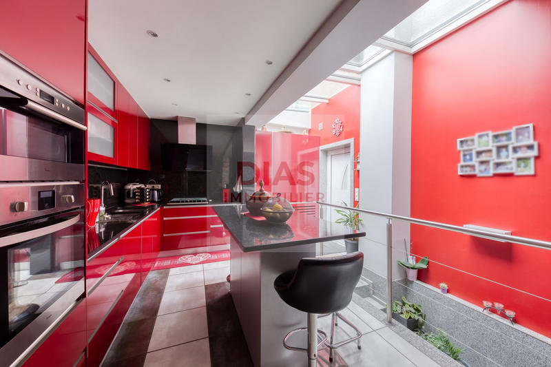 Maison - 126 m² - 1 pièce