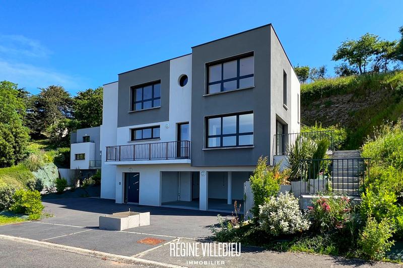 Villa - 197 m² - 5 pièces