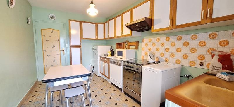 Maison - 96 m² - 5 pièces