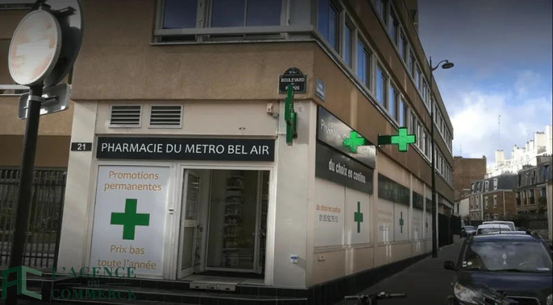 Fonds de commerce - Local commercial - 132 m²