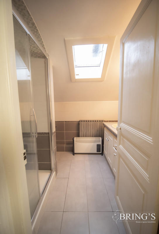 Maison - 98 m² - 5 pièces