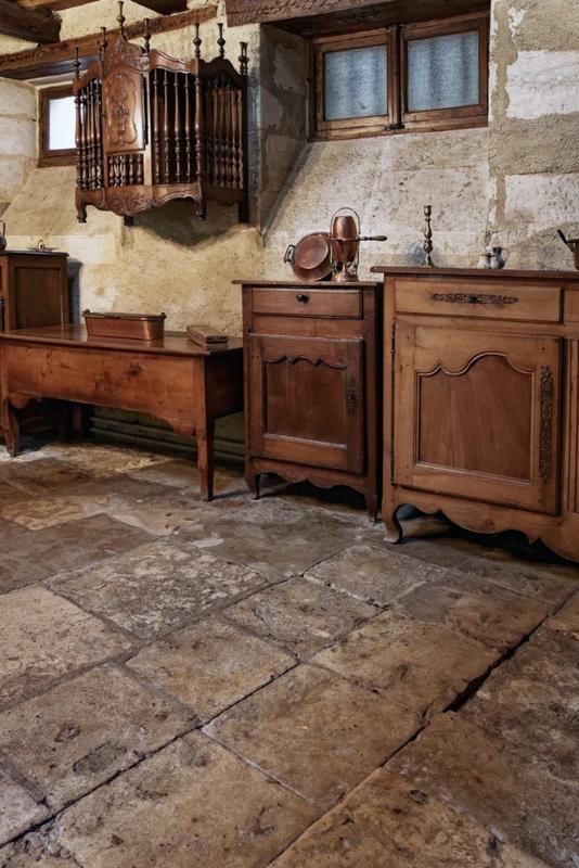 Maison - 360 m² - 8 pièces