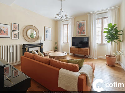 Appartement - 99 m² - 4 pièces