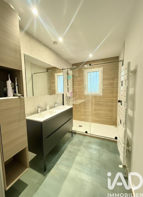 Maison - 92 m² - 4 pièces